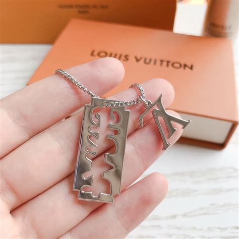 lv necklace replica